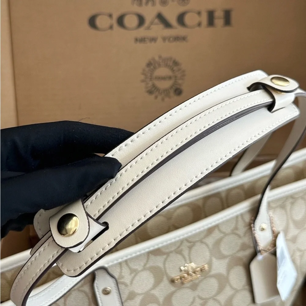 Coach Large Tote Bag Canvas Shopping Bag Everyday Carryall - Picture 8 of 9